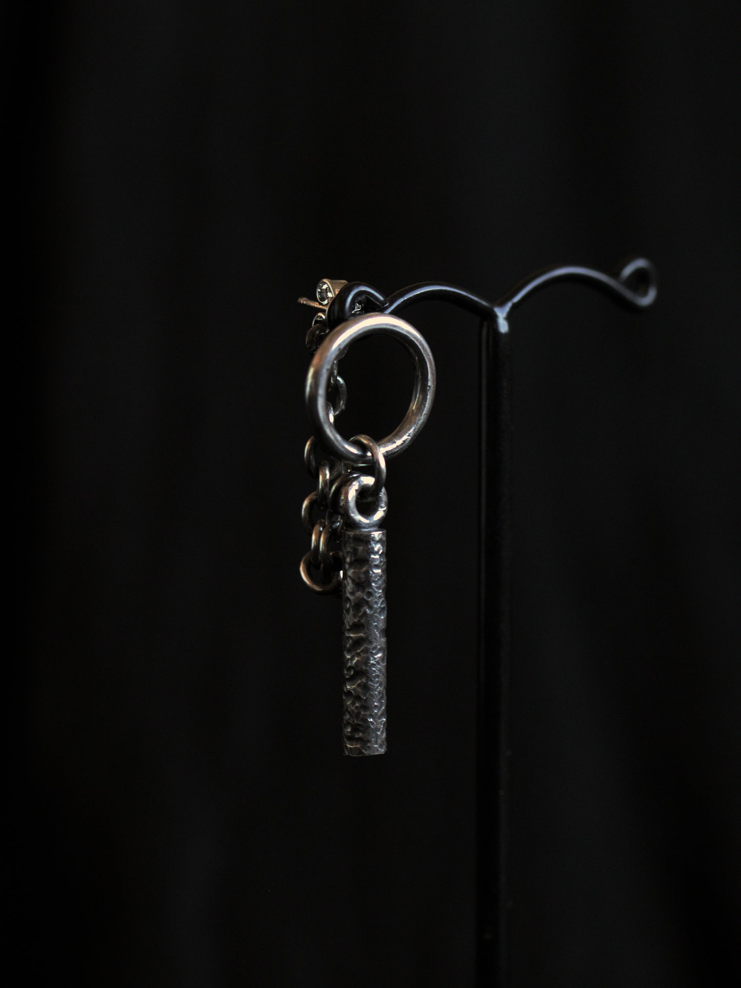 Obitus earring