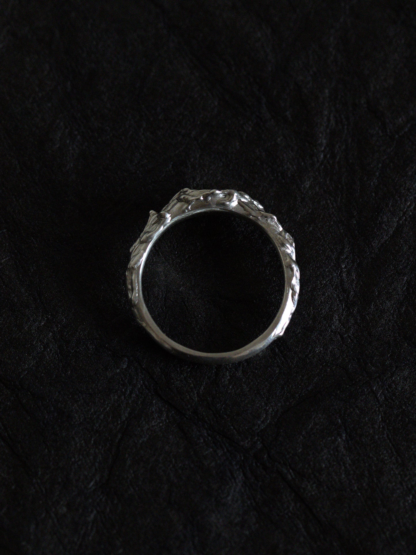 Blackthorn ring