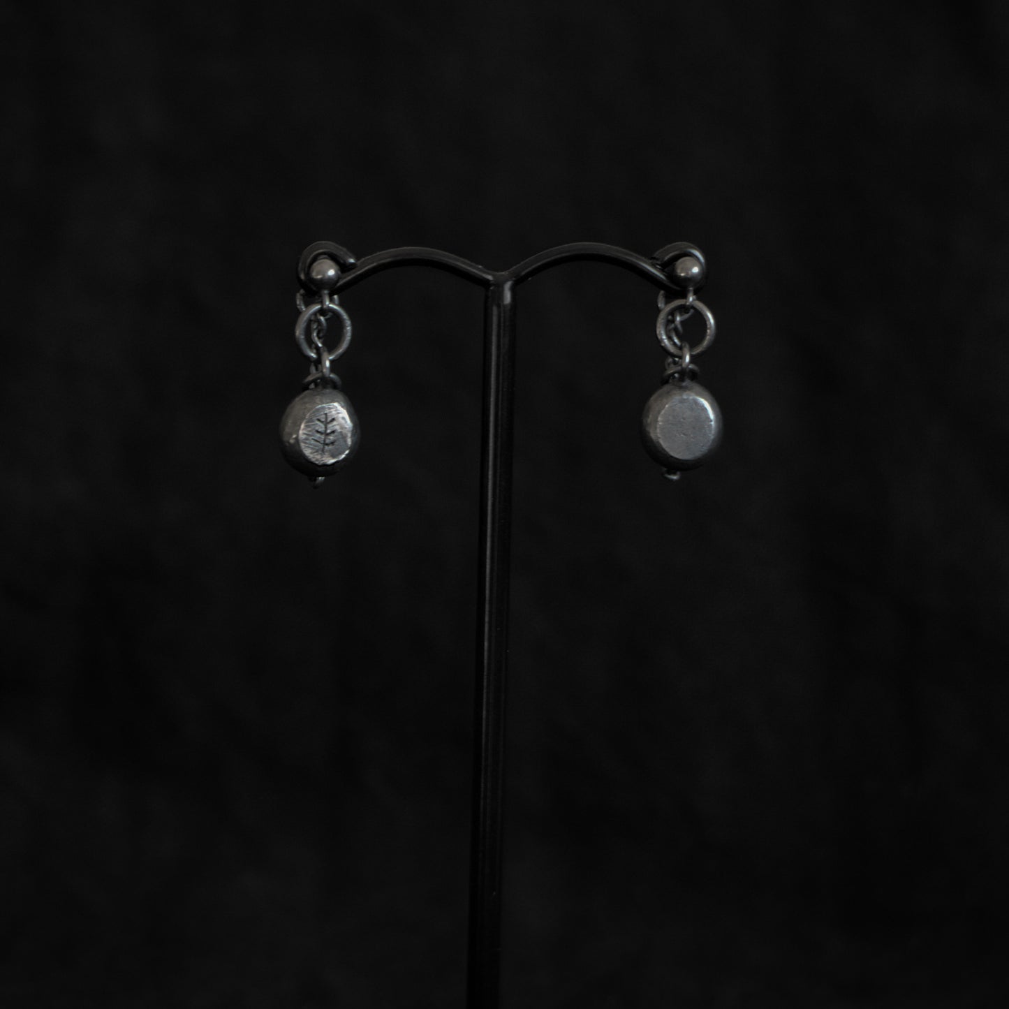 Vetiver earrings