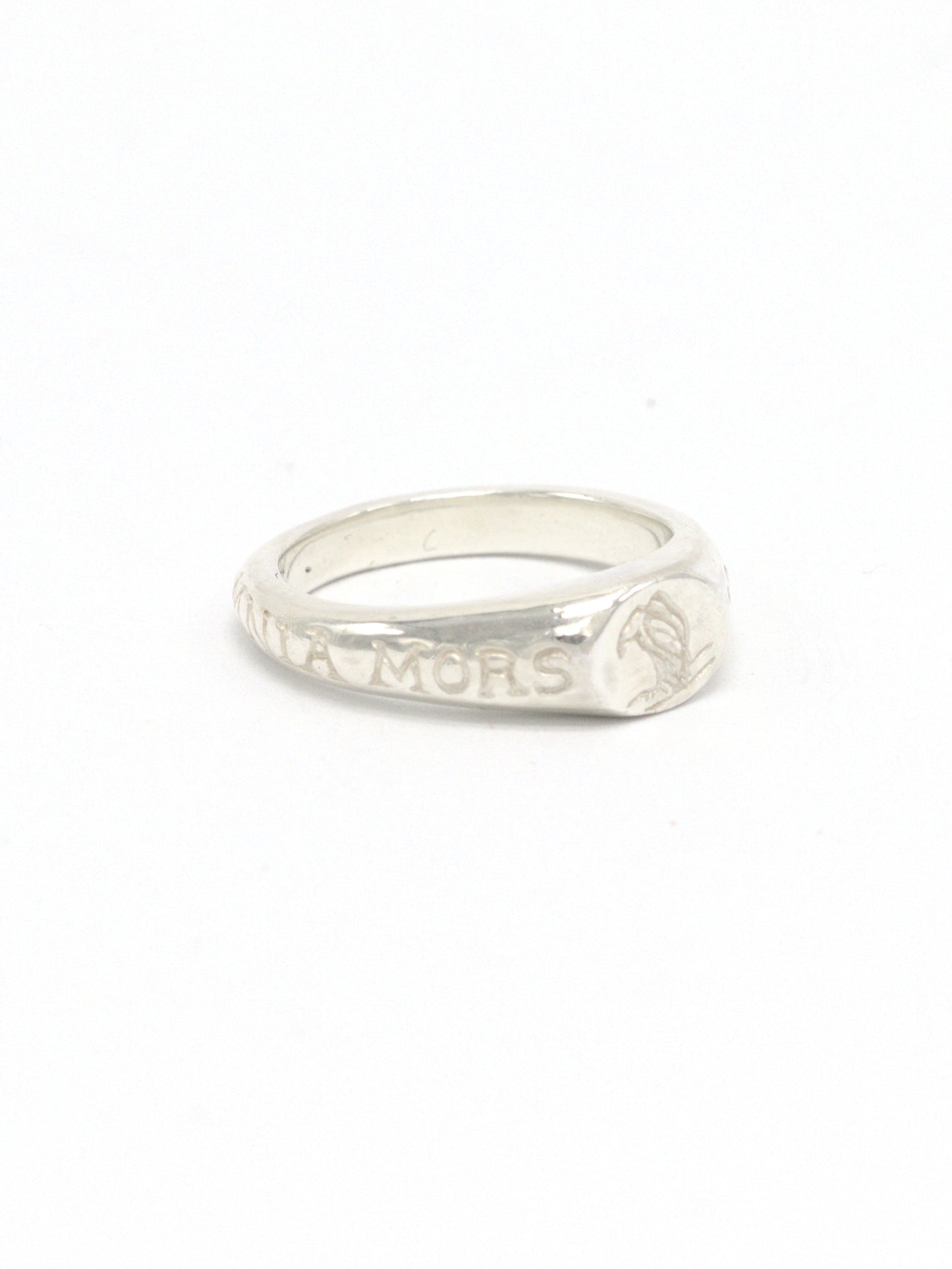 Vulture ring