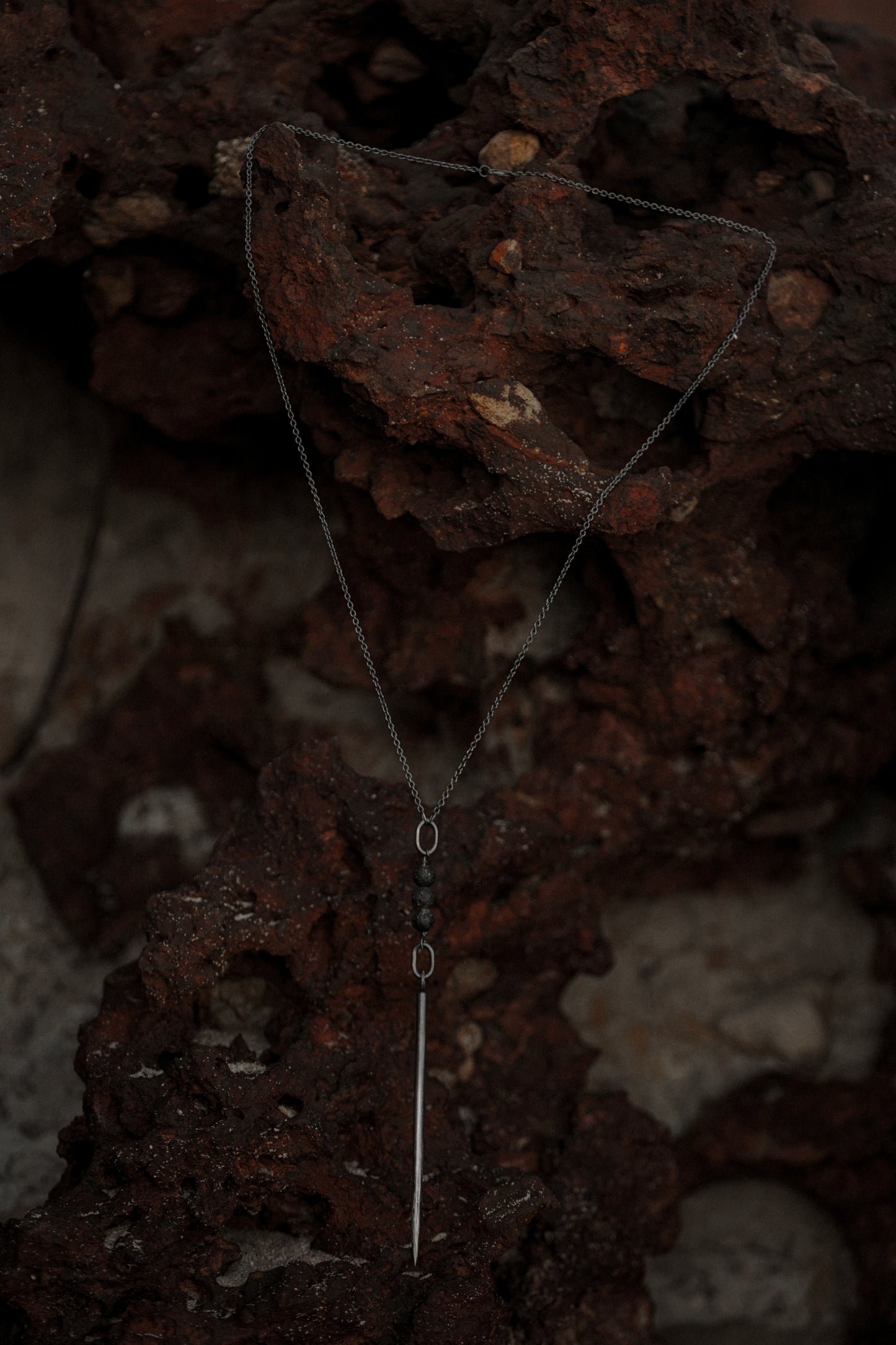 Ixion necklace - black (one of a kind)
