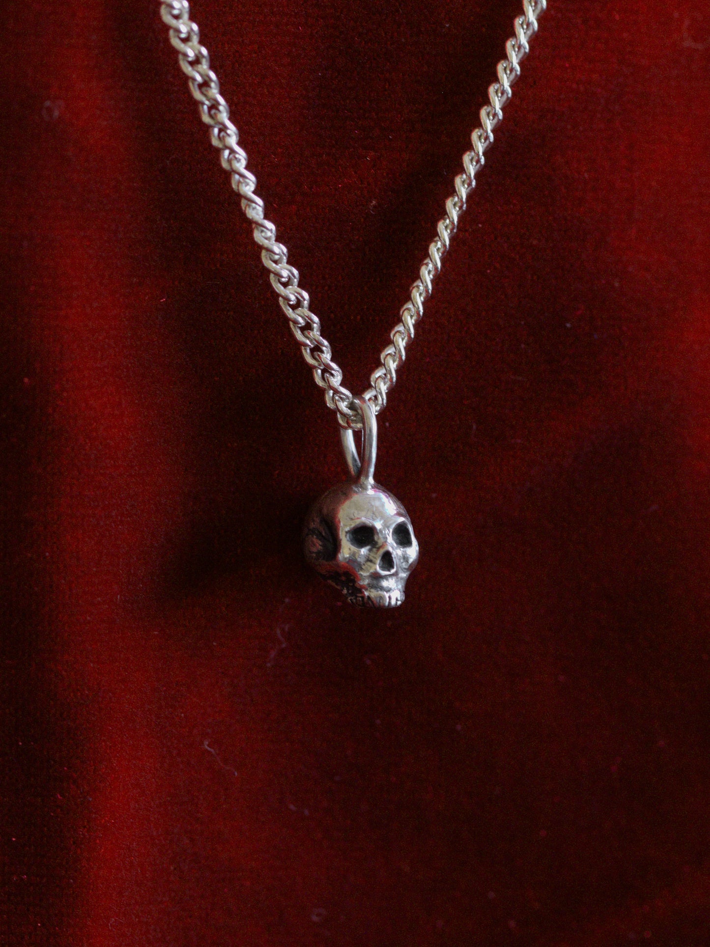 Skull necklace