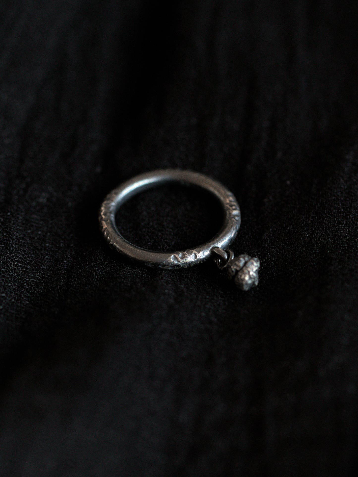 Lily ring