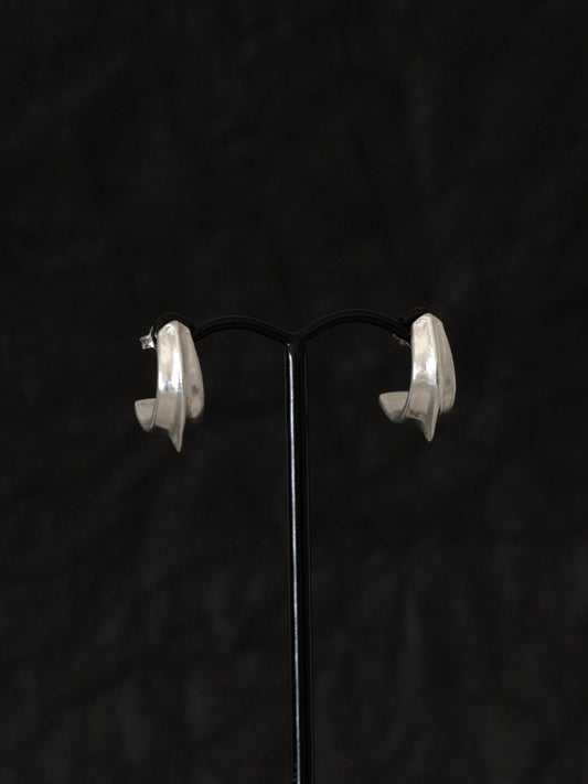 Ealgian earrings