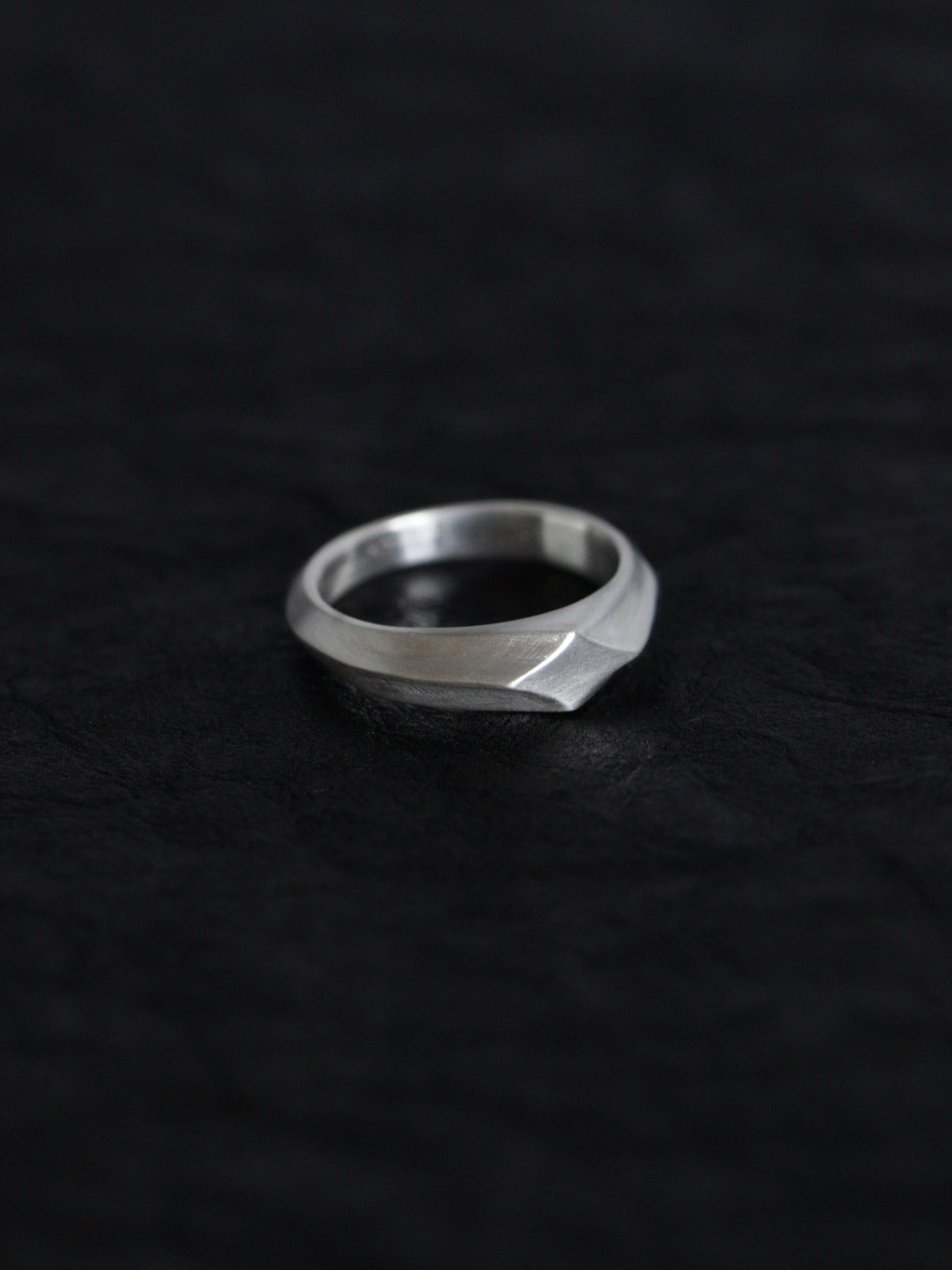 Hilt ring
