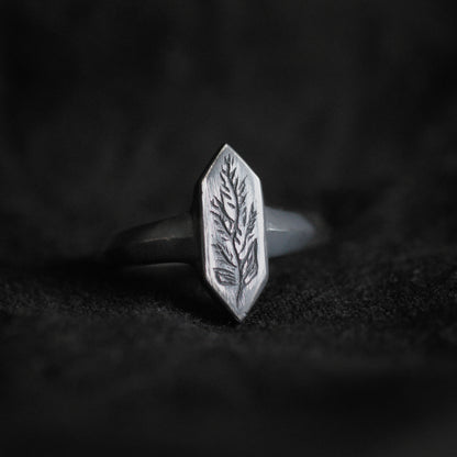 Aeterna ring